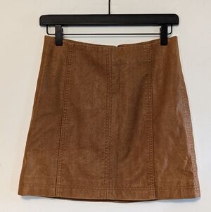 Free People Brown Faux Leather Mini Skirt Women's Sz 4 Edgy Chic Versatile